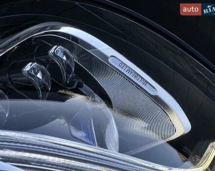 Черный Мерседес С Класс, объемом двигателя 2.93 л и пробегом 255 тыс. км за 47999 $, фото 6 на Automoto.ua