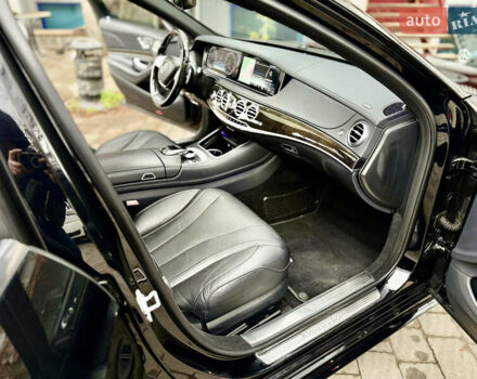 Черный Мерседес С Класс, объемом двигателя 4.66 л и пробегом 167 тыс. км за 32999 $, фото 81 на Automoto.ua