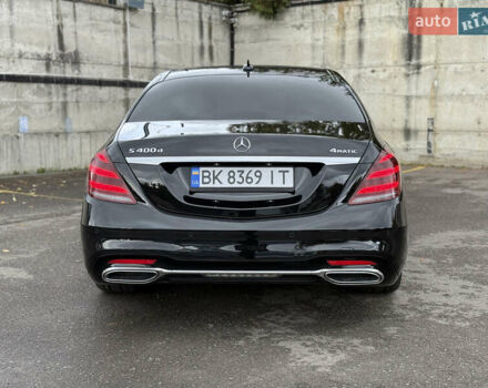 Мерседес С Клас 2017 у Рівному на Automoto.ua Чорний Мерседес С Клас, об'ємом двигуна 3 л та пробігом 125 тис. км за 55999 $, фото 17 на Automoto.ua