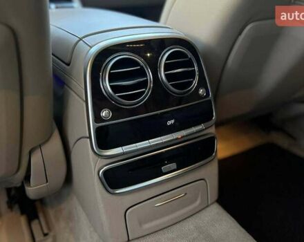 Чорний Мерседес С Клас, об'ємом двигуна 3.98 л та пробігом 158 тис. км за 63000 $, фото 28 на Automoto.ua