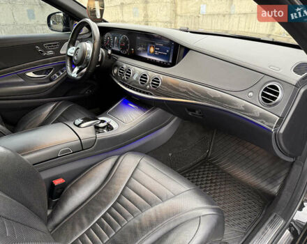 Мерседес С Клас 2017 у Рівному на Automoto.ua Чорний Мерседес С Клас, об'ємом двигуна 3 л та пробігом 125 тис. км за 55999 $, фото 31 на Automoto.ua