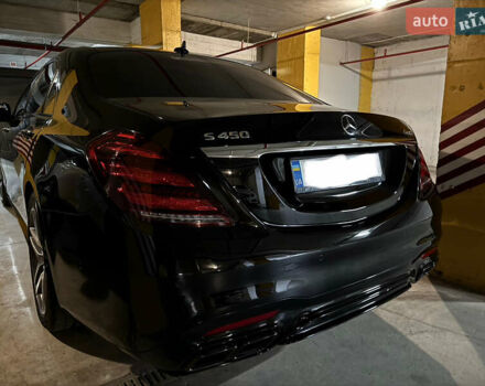Черный Мерседес С Класс, объемом двигателя 3 л и пробегом 79 тыс. км за 57000 $, фото 4 на Automoto.ua