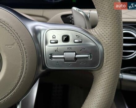 Черный Мерседес С Класс, объемом двигателя 3.98 л и пробегом 157 тыс. км за 72500 $, фото 54 на Automoto.ua