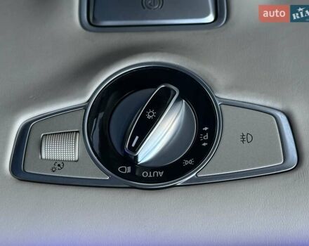 Черный Мерседес С Класс, объемом двигателя 2.93 л и пробегом 255 тыс. км за 47999 $, фото 51 на Automoto.ua