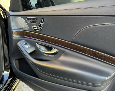 Черный Мерседес С Класс, объемом двигателя 3.98 л и пробегом 114 тыс. км за 63000 $, фото 17 на Automoto.ua