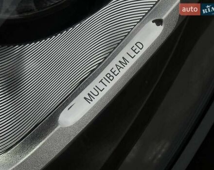 Черный Мерседес С Класс, объемом двигателя 3.98 л и пробегом 157 тыс. км за 72500 $, фото 7 на Automoto.ua