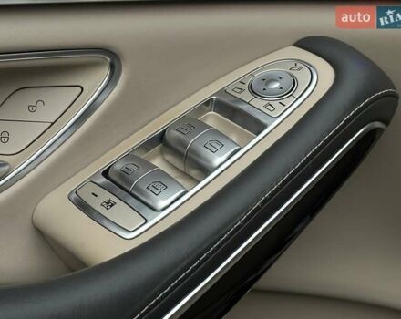 Черный Мерседес С Класс, объемом двигателя 3.98 л и пробегом 157 тыс. км за 72500 $, фото 46 на Automoto.ua