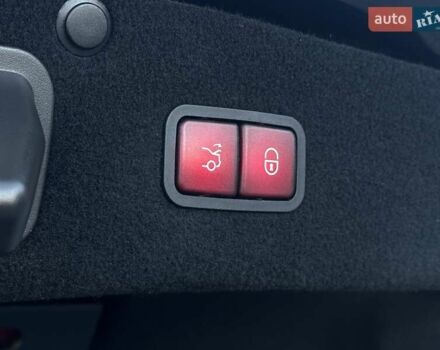 Черный Мерседес С Класс, объемом двигателя 2.93 л и пробегом 255 тыс. км за 47999 $, фото 21 на Automoto.ua