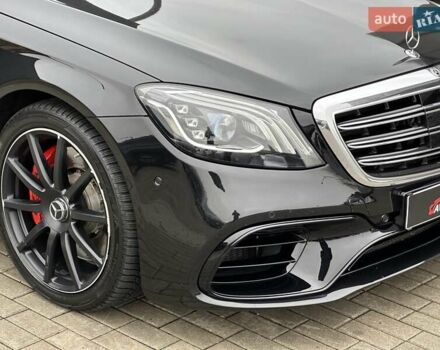 Черный Мерседес С Класс, объемом двигателя 3.98 л и пробегом 157 тыс. км за 72500 $, фото 2 на Automoto.ua