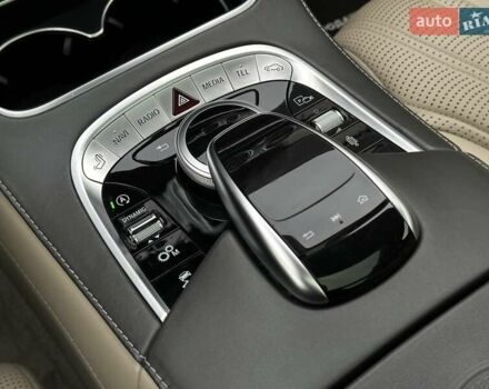 Черный Мерседес С Класс, объемом двигателя 3.98 л и пробегом 157 тыс. км за 72500 $, фото 62 на Automoto.ua