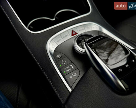 Черный Мерседес С Класс, объемом двигателя 4.66 л и пробегом 167 тыс. км за 32999 $, фото 92 на Automoto.ua