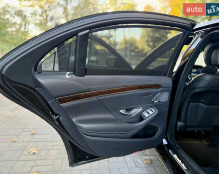 Чорний Мерседес С Клас, об'ємом двигуна 3 л та пробігом 87 тис. км за 45500 $, фото 27 на Automoto.ua