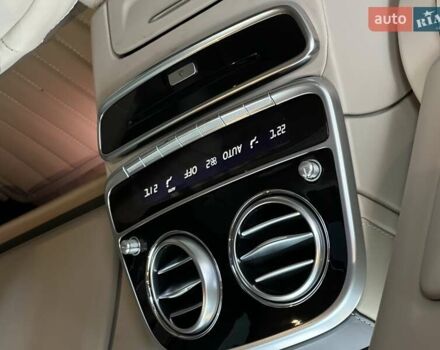 Черный Мерседес С Класс, объемом двигателя 3.98 л и пробегом 157 тыс. км за 72500 $, фото 32 на Automoto.ua