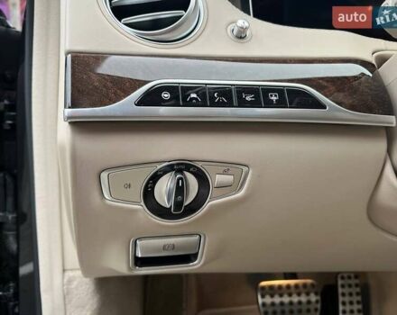 Черный Мерседес С Класс, объемом двигателя 3.98 л и пробегом 104 тыс. км за 66990 $, фото 17 на Automoto.ua