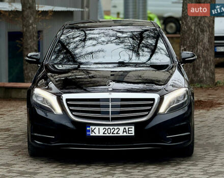 Черный Мерседес С Класс, объемом двигателя 4.66 л и пробегом 167 тыс. км за 32999 $, фото 4 на Automoto.ua