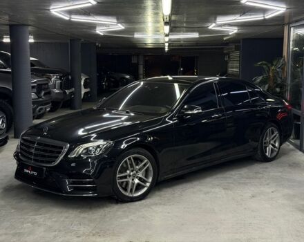Черный Мерседес С Класс, объемом двигателя 3 л и пробегом 139 тыс. км за 65000 $, фото 4 на Automoto.ua