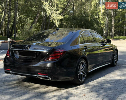 Чорний Мерседес С Клас, об'ємом двигуна 3.99 л та пробігом 115 тис. км за 49999 $, фото 3 на Automoto.ua