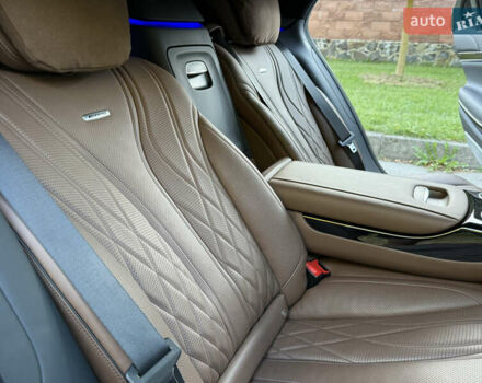 Черный Мерседес С Класс, объемом двигателя 4 л и пробегом 60 тыс. км за 104950 $, фото 91 на Automoto.ua