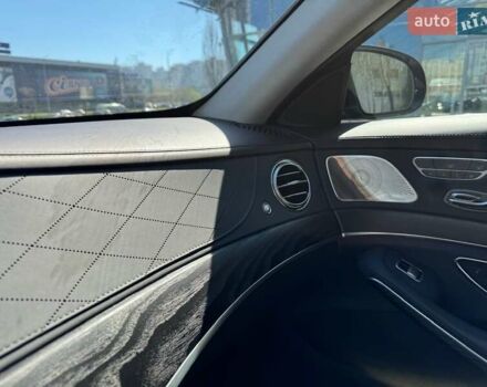 Чорний Мерседес С Клас, об'ємом двигуна 3.99 л та пробігом 111 тис. км за 68500 $, фото 51 на Automoto.ua