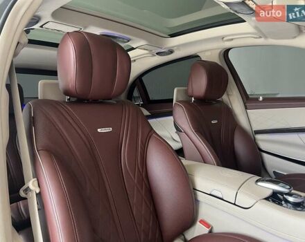 Чорний Мерседес С Клас, об'ємом двигуна 3.98 л та пробігом 61 тис. км за 102900 $, фото 28 на Automoto.ua
