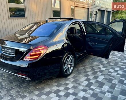 Черный Мерседес С Класс, объемом двигателя 3.99 л и пробегом 105 тыс. км за 59900 $, фото 99 на Automoto.ua