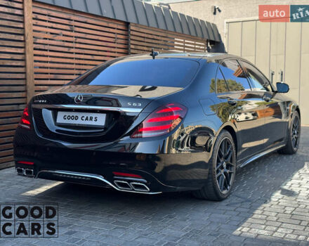 Черный Мерседес С Класс, объемом двигателя 3.98 л и пробегом 95 тыс. км за 75000 $, фото 6 на Automoto.ua