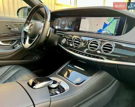 Черный Мерседес С Класс, объемом двигателя 3.99 л и пробегом 105 тыс. км за 59900 $, фото 53 на Automoto.ua