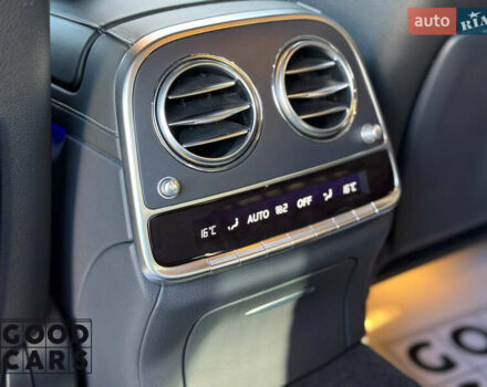 Черный Мерседес С Класс, объемом двигателя 3.98 л и пробегом 95 тыс. км за 75000 $, фото 30 на Automoto.ua