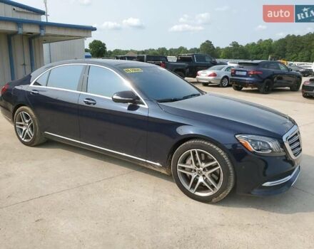 Черный Мерседес С Класс, объемом двигателя 4 л и пробегом 100 тыс. км за 15100 $, фото 3 на Automoto.ua