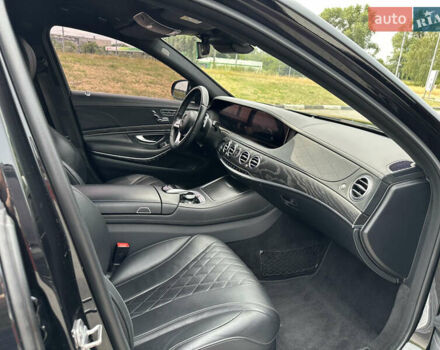 Чорний Мерседес С Клас, об'ємом двигуна 3.99 л та пробігом 119 тис. км за 61000 $, фото 15 на Automoto.ua
