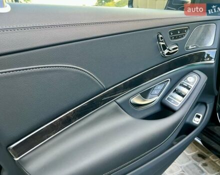 Черный Мерседес С Класс, объемом двигателя 3.99 л и пробегом 105 тыс. км за 59900 $, фото 17 на Automoto.ua