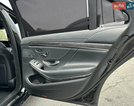 Чорний Мерседес С Клас, об'ємом двигуна 3.99 л та пробігом 119 тис. км за 61000 $, фото 23 на Automoto.ua