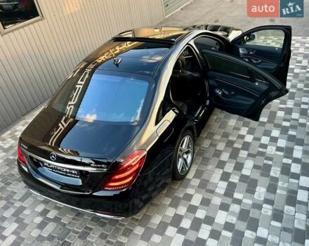 Черный Мерседес С Класс, объемом двигателя 3.99 л и пробегом 105 тыс. км за 59900 $, фото 98 на Automoto.ua