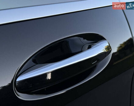 Черный Мерседес С Класс, объемом двигателя 4 л и пробегом 60 тыс. км за 104950 $, фото 12 на Automoto.ua