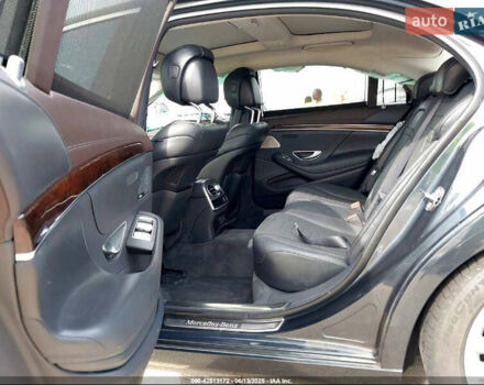 Черный Мерседес С Класс, объемом двигателя 0 л и пробегом 72 тыс. км за 29800 $, фото 7 на Automoto.ua