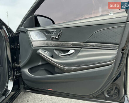 Чорний Мерседес С Клас, об'ємом двигуна 3.99 л та пробігом 119 тис. км за 61000 $, фото 20 на Automoto.ua