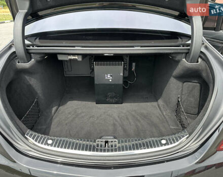 Чорний Мерседес С Клас, об'ємом двигуна 3.99 л та пробігом 119 тис. км за 61000 $, фото 25 на Automoto.ua