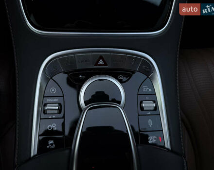 Черный Мерседес С Класс, объемом двигателя 4 л и пробегом 60 тыс. км за 104950 $, фото 58 на Automoto.ua