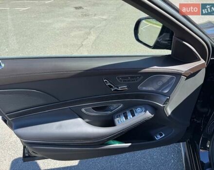 Чорний Мерседес С Клас, об'ємом двигуна 3.99 л та пробігом 111 тис. км за 68500 $, фото 19 на Automoto.ua