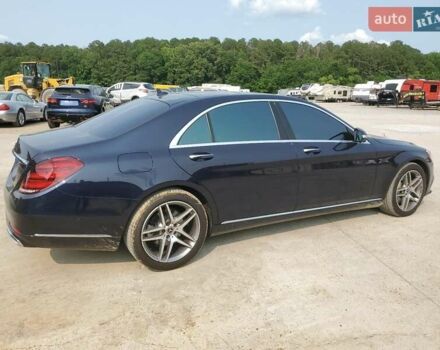 Черный Мерседес С Класс, объемом двигателя 4 л и пробегом 100 тыс. км за 15100 $, фото 2 на Automoto.ua