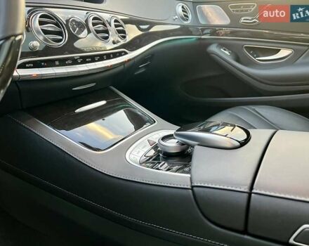 Черный Мерседес С Класс, объемом двигателя 3.99 л и пробегом 105 тыс. км за 59900 $, фото 21 на Automoto.ua