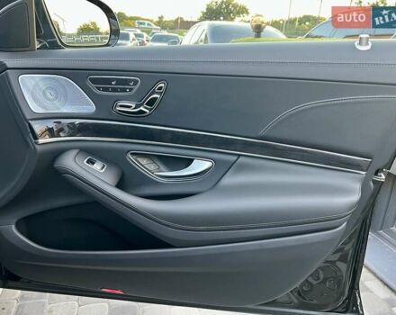 Черный Мерседес С Класс, объемом двигателя 3.99 л и пробегом 105 тыс. км за 59900 $, фото 48 на Automoto.ua