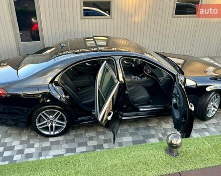 Черный Мерседес С Класс, объемом двигателя 3.99 л и пробегом 105 тыс. км за 59900 $, фото 94 на Automoto.ua