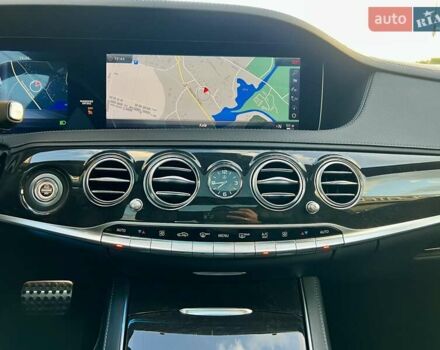 Черный Мерседес С Класс, объемом двигателя 3.99 л и пробегом 105 тыс. км за 59900 $, фото 66 на Automoto.ua