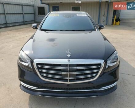 Черный Мерседес С Класс, объемом двигателя 4 л и пробегом 100 тыс. км за 15100 $, фото 4 на Automoto.ua