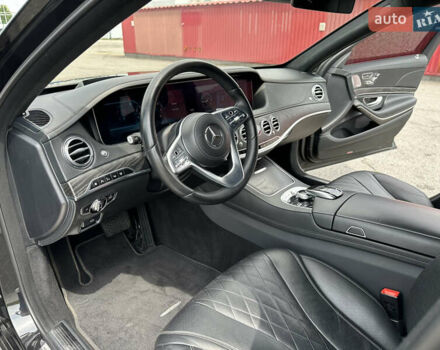 Чорний Мерседес С Клас, об'ємом двигуна 3.99 л та пробігом 119 тис. км за 61000 $, фото 13 на Automoto.ua