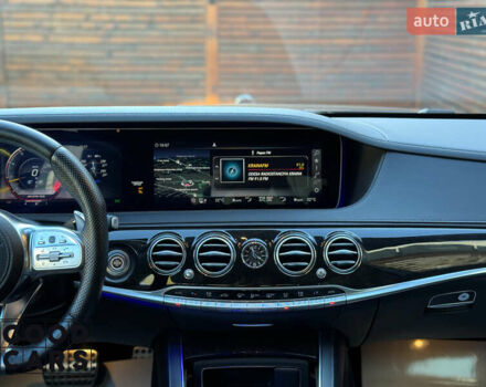 Черный Мерседес С Класс, объемом двигателя 3.98 л и пробегом 95 тыс. км за 80999 $, фото 20 на Automoto.ua