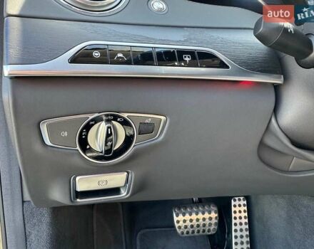 Чорний Мерседес С Клас, об'ємом двигуна 3.99 л та пробігом 111 тис. км за 68500 $, фото 30 на Automoto.ua