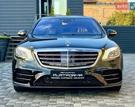 Черный Мерседес С Класс, объемом двигателя 3.99 л и пробегом 105 тыс. км за 59900 $, фото 1 на Automoto.ua