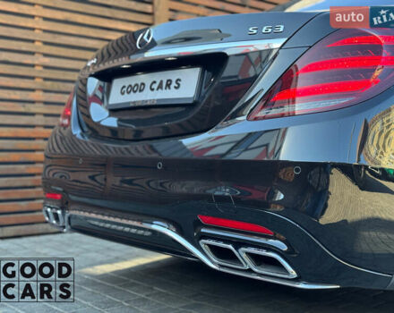 Черный Мерседес С Класс, объемом двигателя 3.98 л и пробегом 95 тыс. км за 75000 $, фото 9 на Automoto.ua